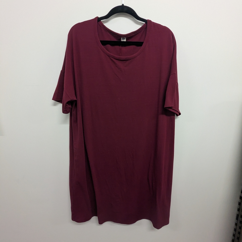 Old Navy Women's Tunic Top in Wine